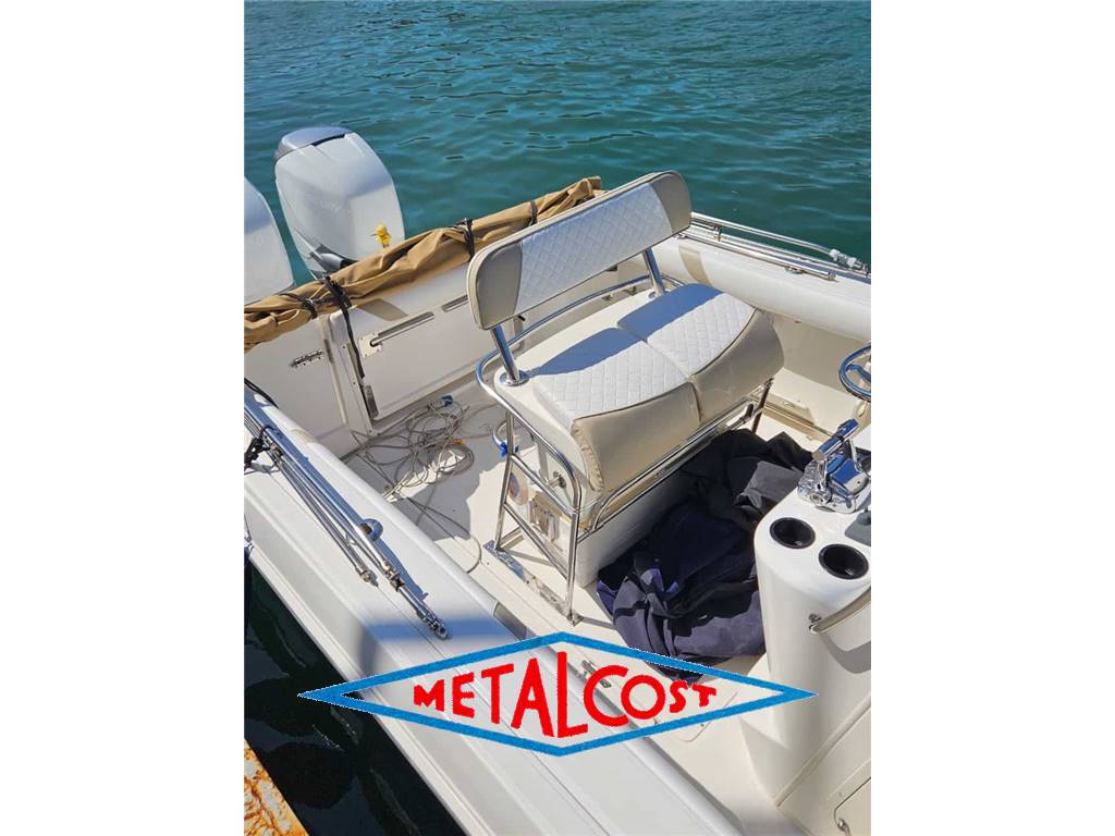 Boston whaler Boston 270