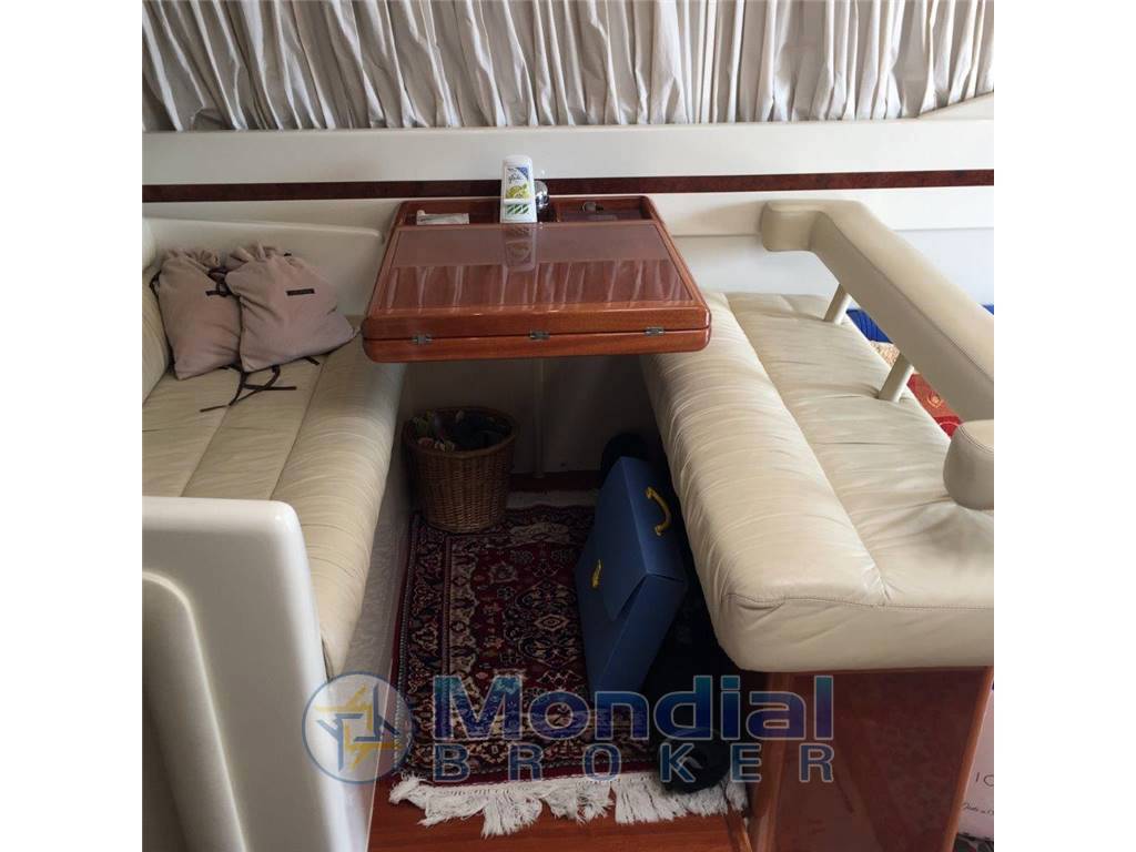 Ferretti 43