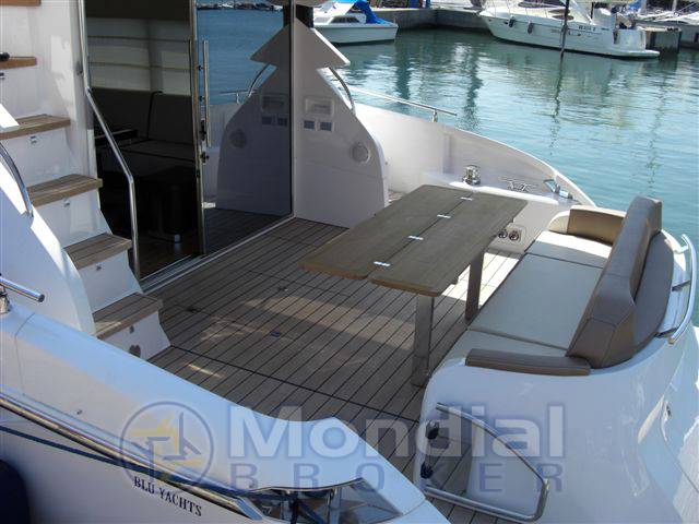 Sessa marine 54 fly