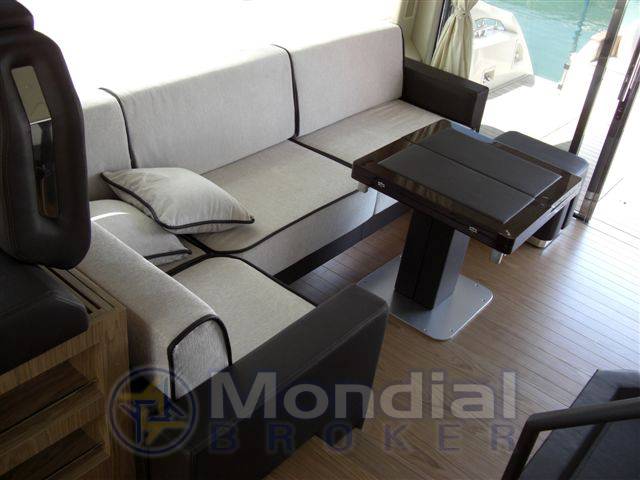 Sessa marine 54 fly