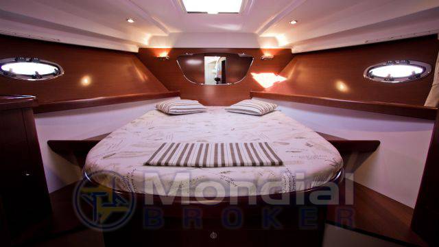 Beneteau Antares 36 (11)