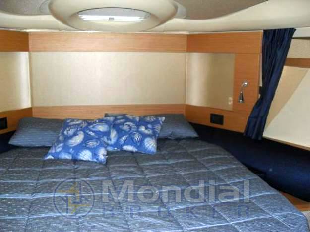 Azimut 43 fly