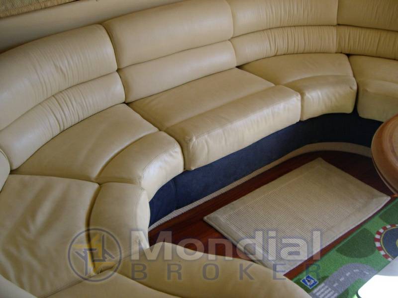 Azimut 46 fly evo