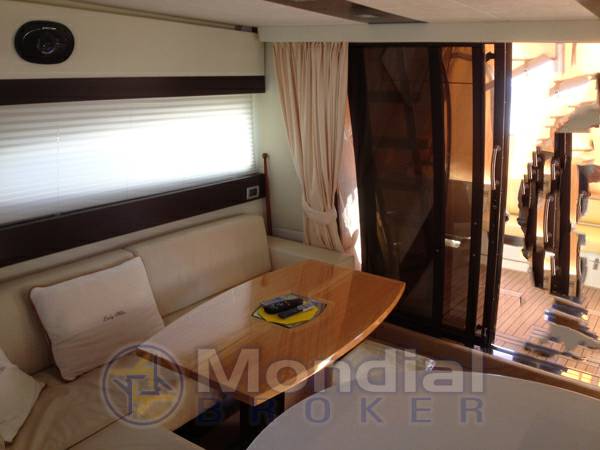Cranchi Atlantique 50 fly