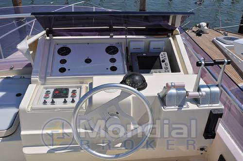 Ferretti 135 s