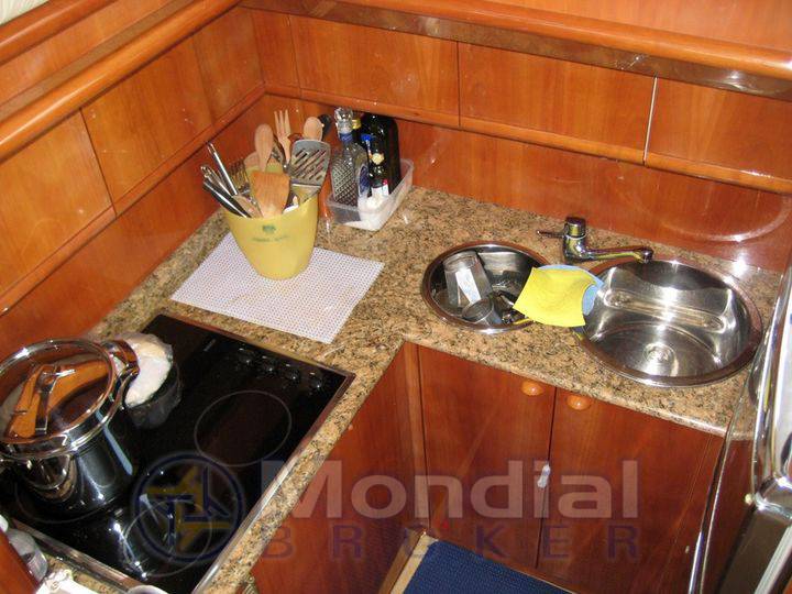 Ferretti 480 fly