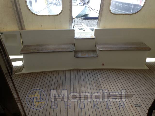 Ferretti 460