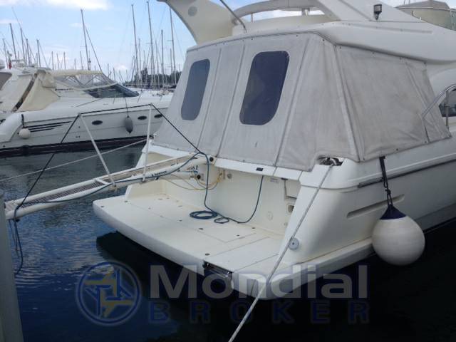 Ferretti 460