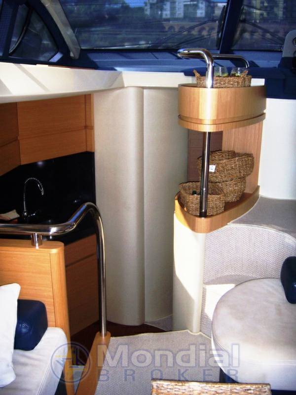 Azimut 43 fly