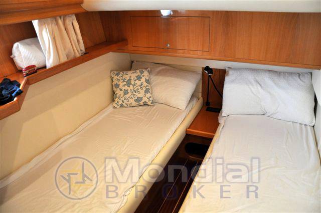 Uniesse 42 open