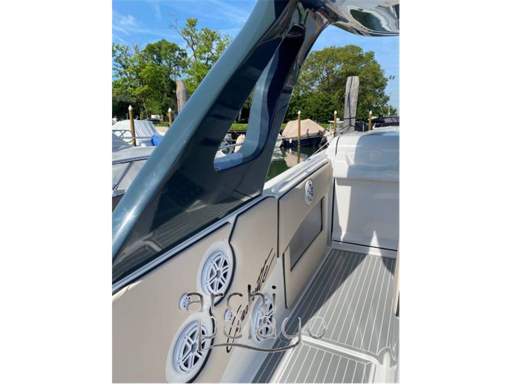 Cigarette racing team llc Huntress 42'