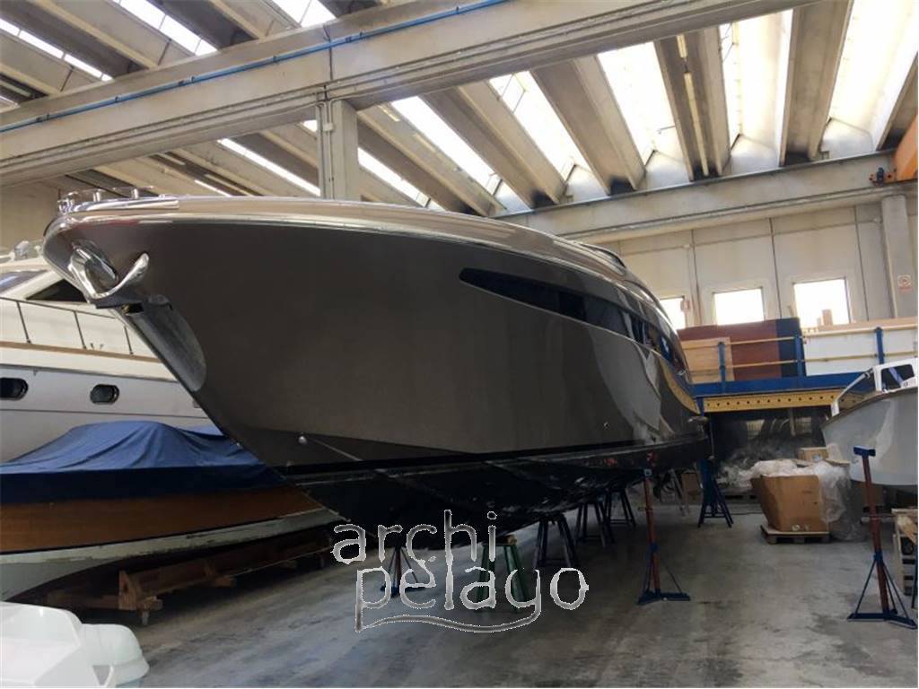 Riva Rivarama 44'