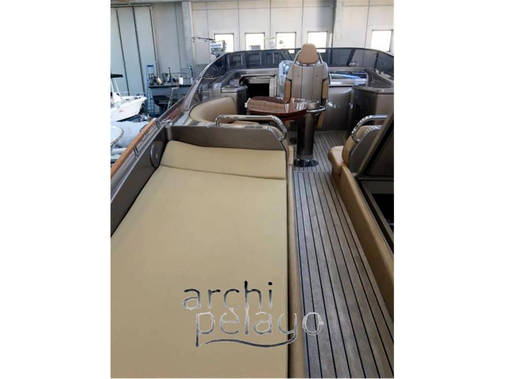 Riva Rivarama 44'