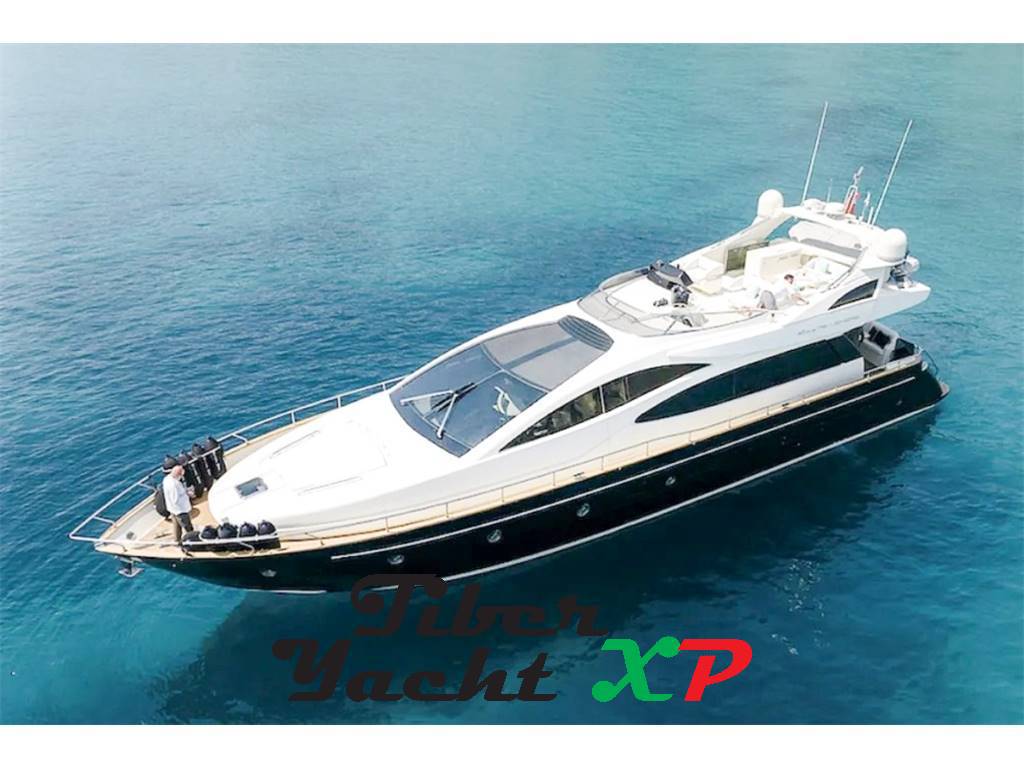 Riva 75 venere - barca in esclusiva