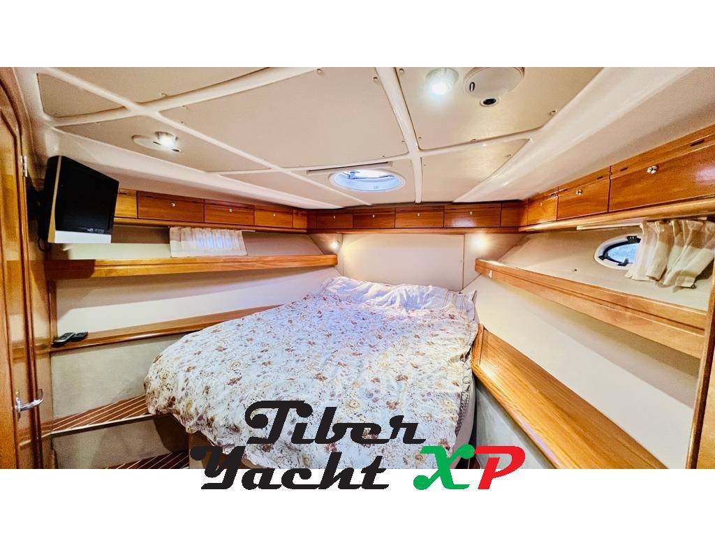 Bavaria yachts 42 sport hard top - barca in esclusiva
