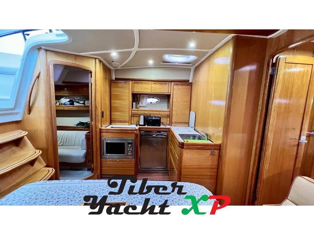 Bavaria yachts 42 sport hard top - barca in esclusiva