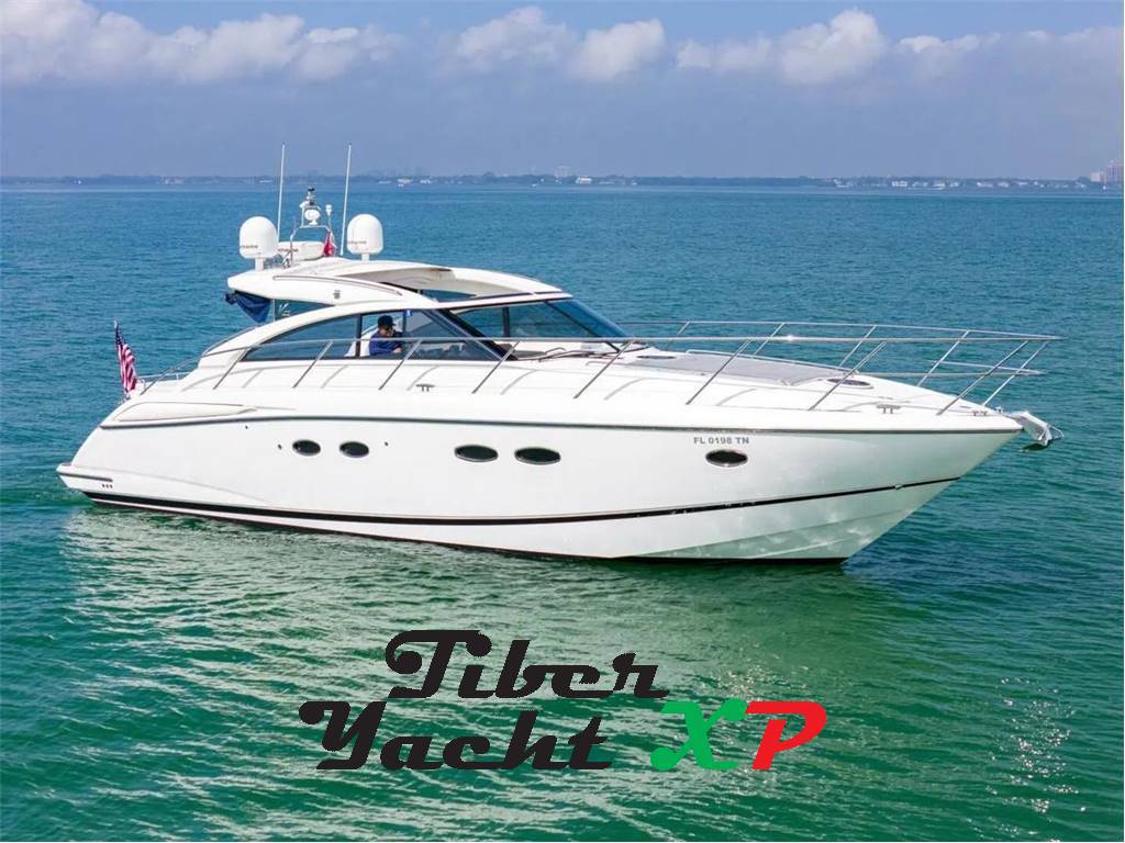 Princess V45 - barca in cantiere da noi