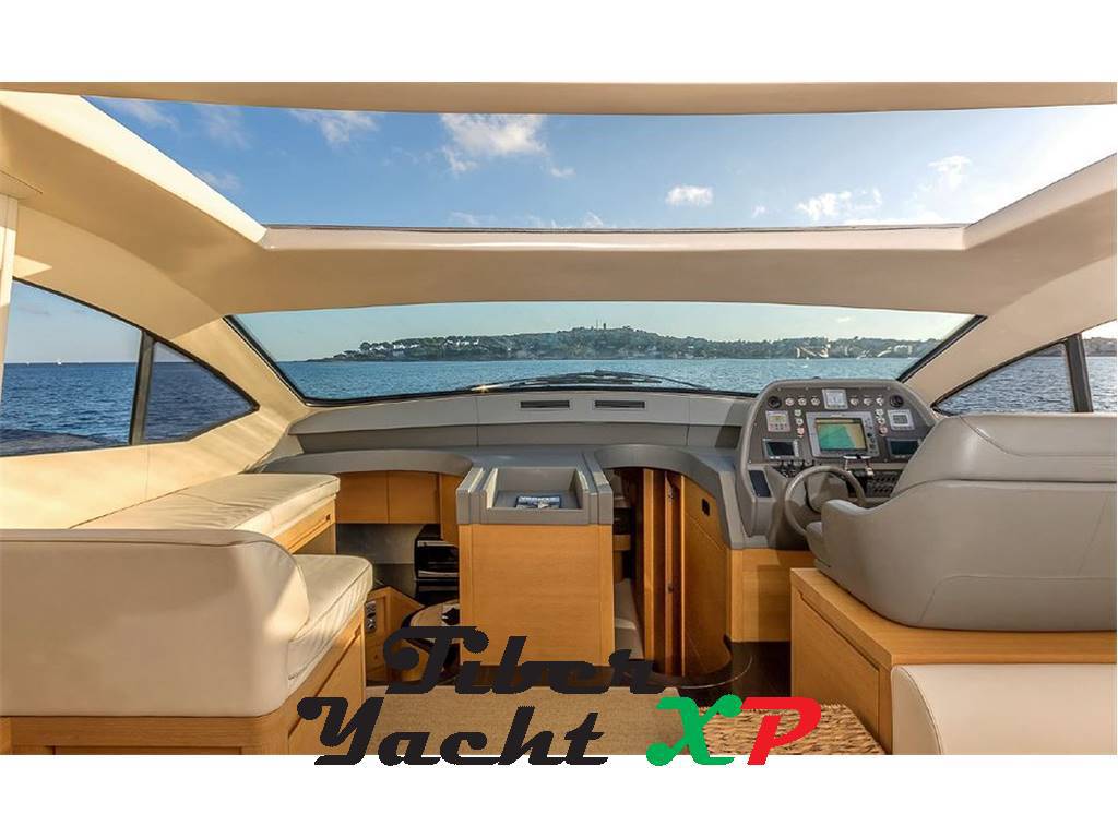 Pershing 64 - barca in esclusiva