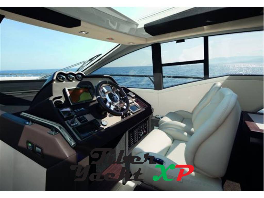 Azimut 55s hard top
