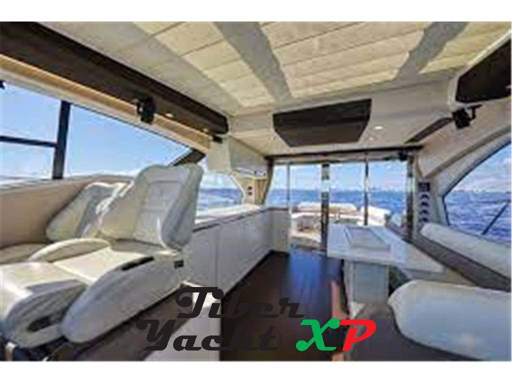 Azimut 55s hard top