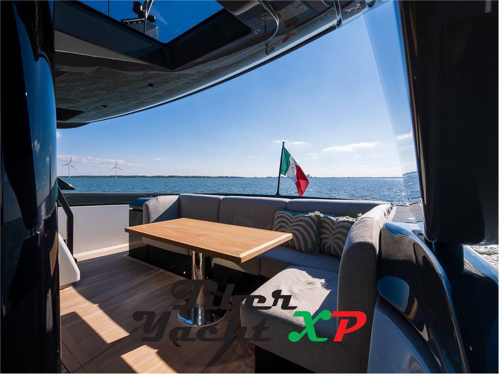 Bluegame 60 gbx - barca pronta alla navigazione