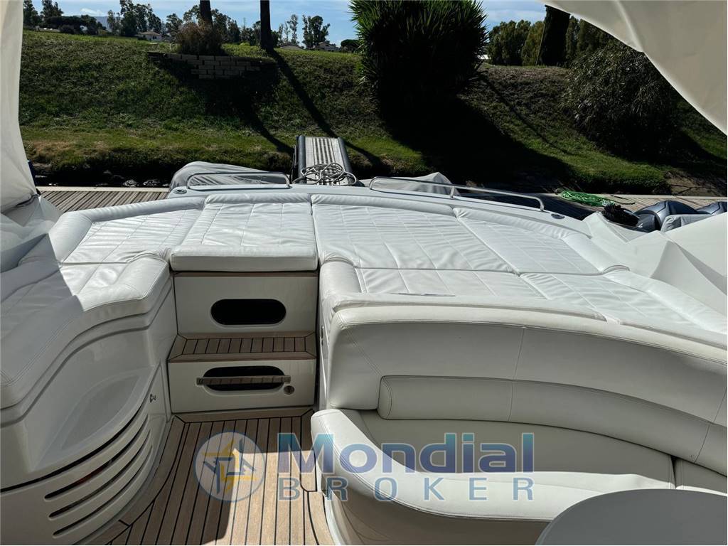 Pershing 46