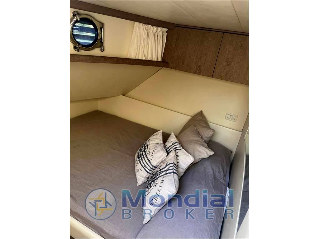 Pershing 46