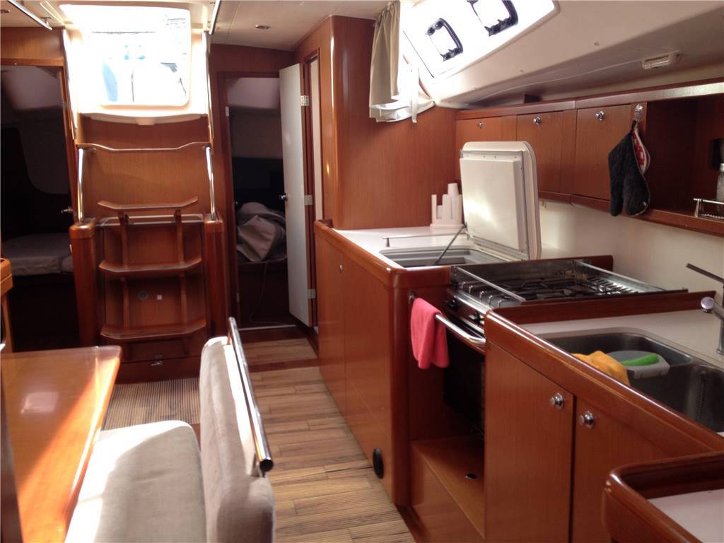 Beneteau Oceanis 46