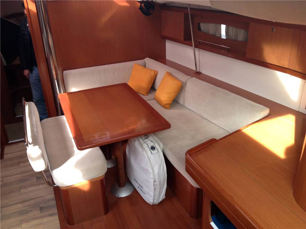 Beneteau Oceanis 46