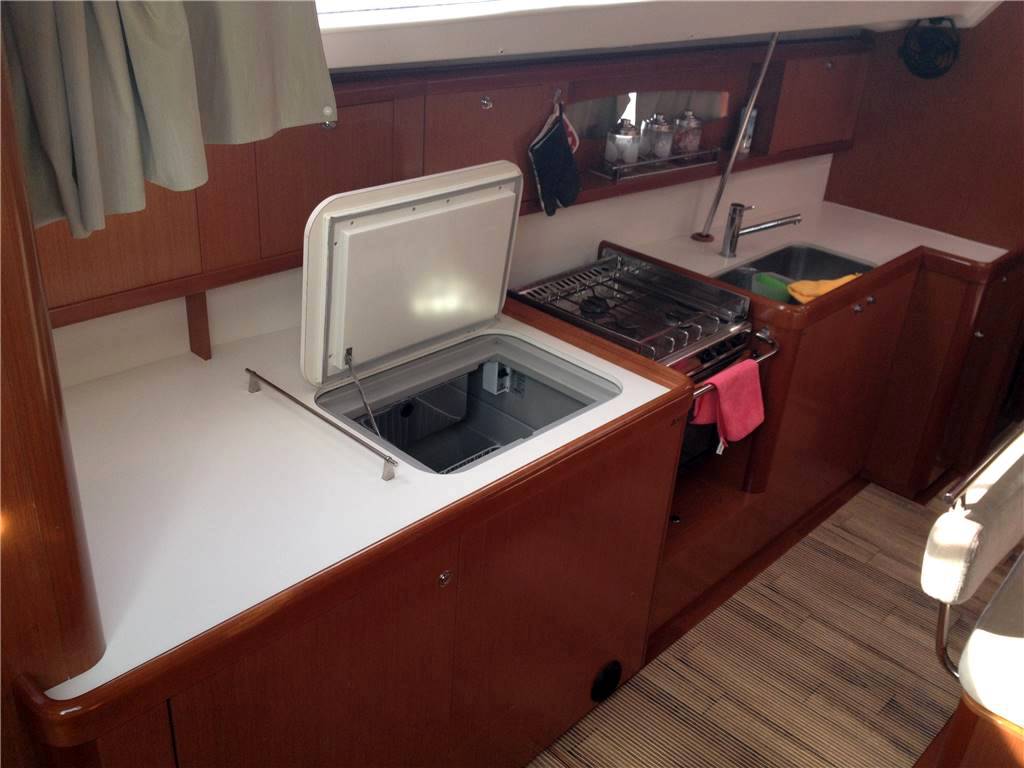 Beneteau Oceanis 46