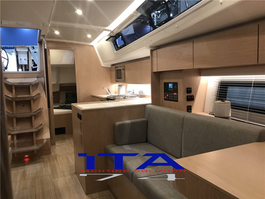 Bavaria C42