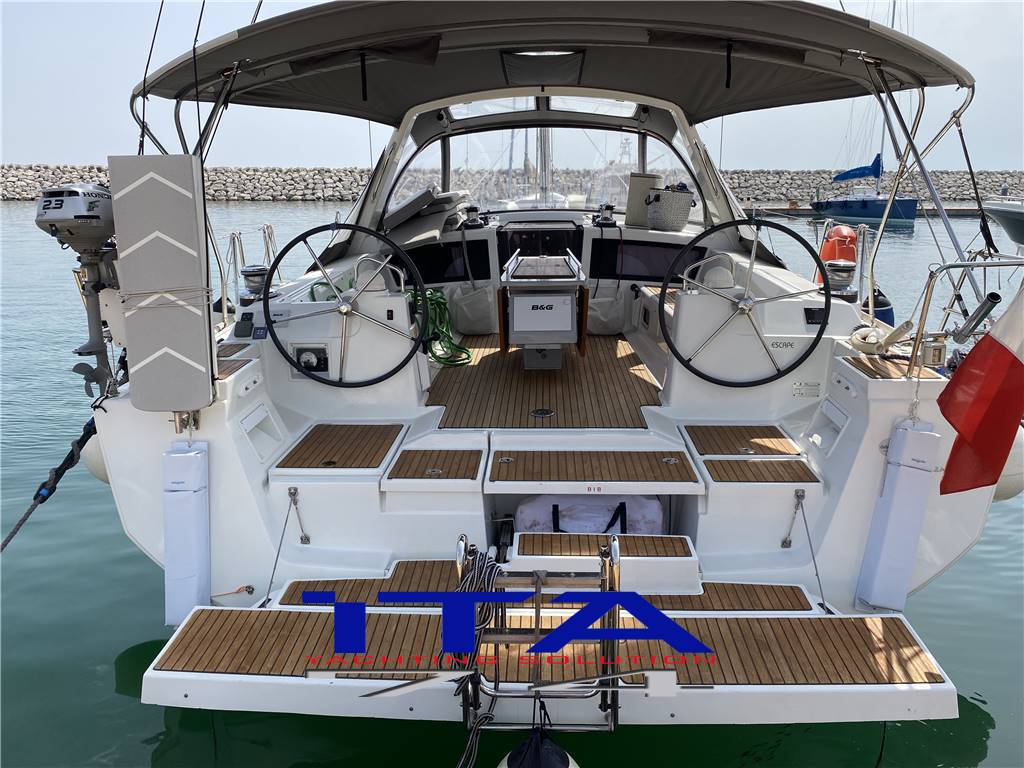 Beneteau Oceanis 48