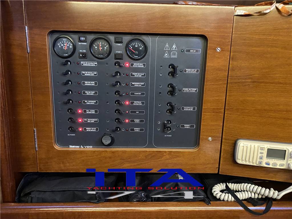 Beneteau Oceanis 423