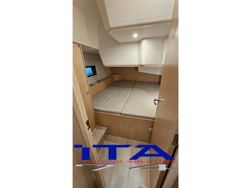 Bavaria C42