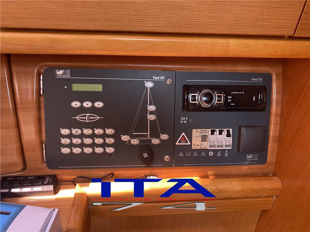 Bavaria 31 cruiser