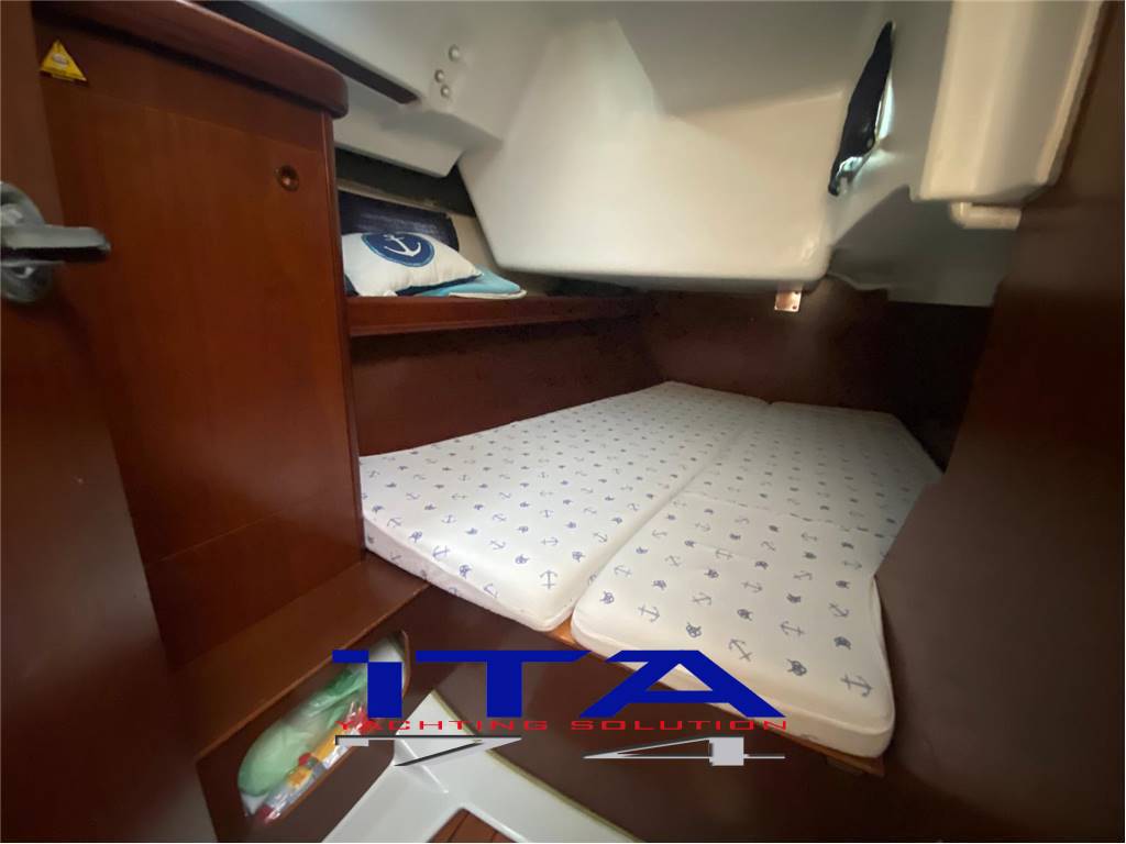 Beneteau 393