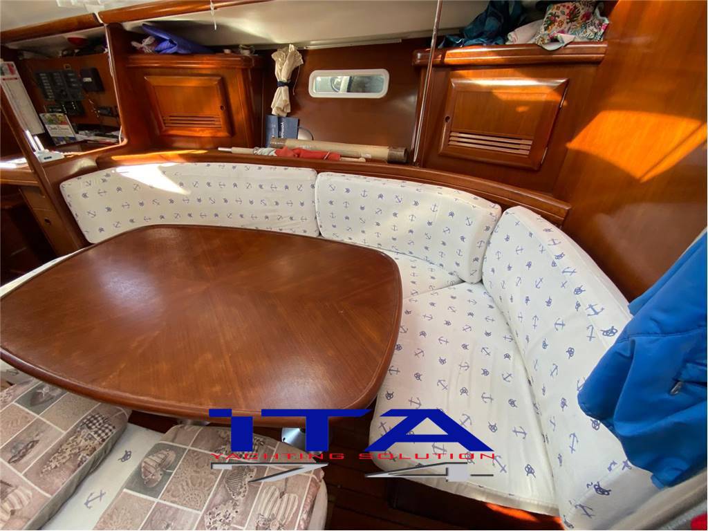 Beneteau 393