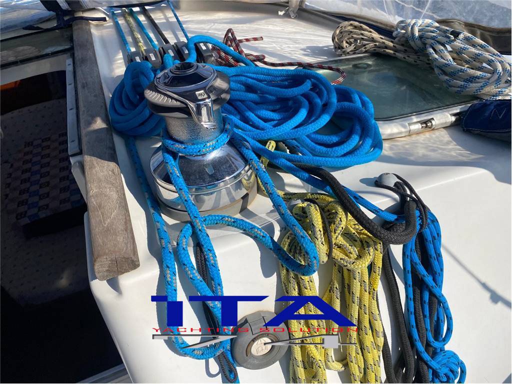 Beneteau 393