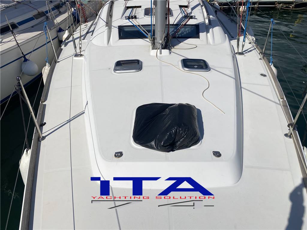 Beneteau Oceanis 43