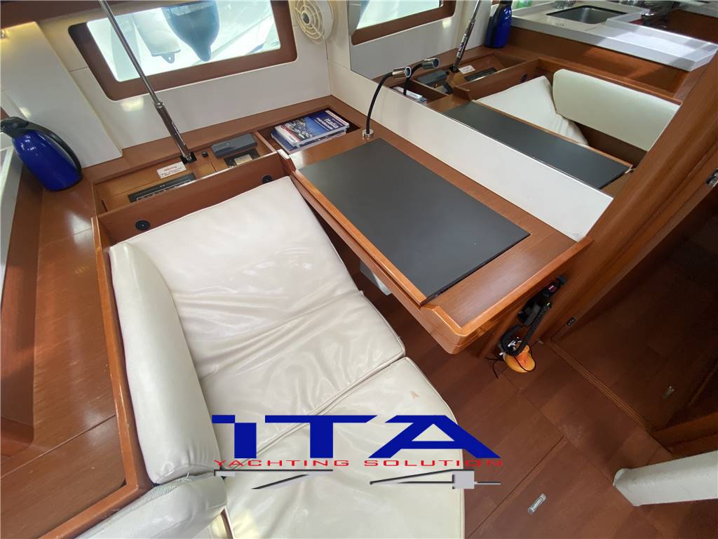 Beneteau Oceanis 51.1