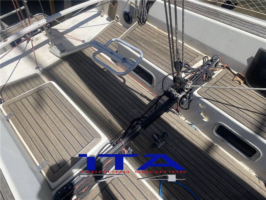 X yachts 372