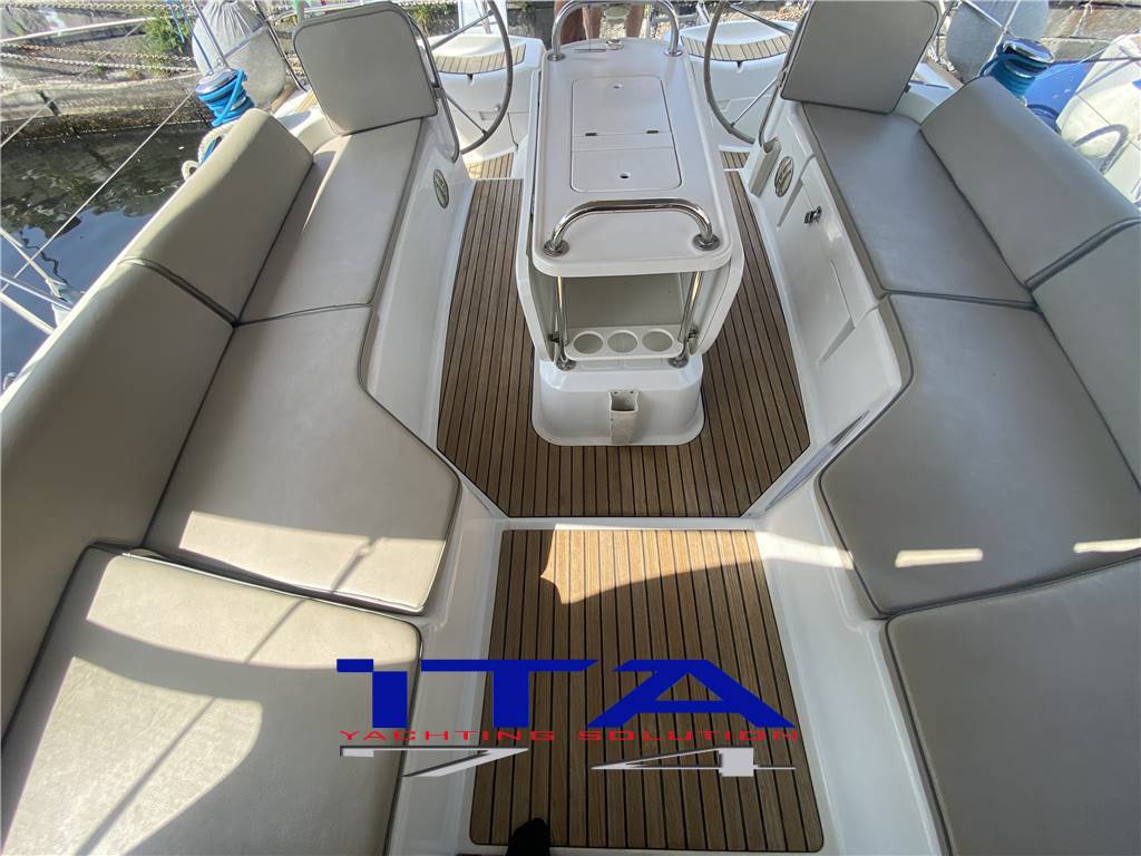 Jeanneau 53