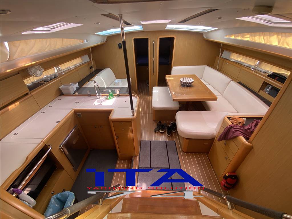Jeanneau 53