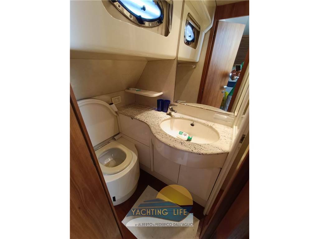 Pershing 54'