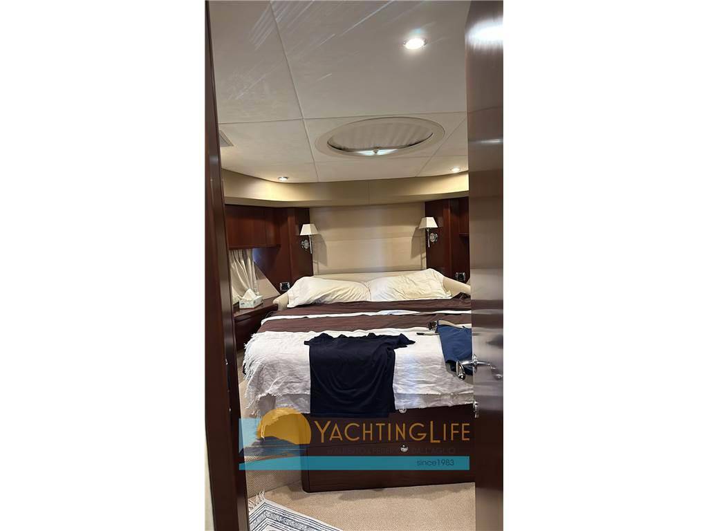 Princess yachts V 65