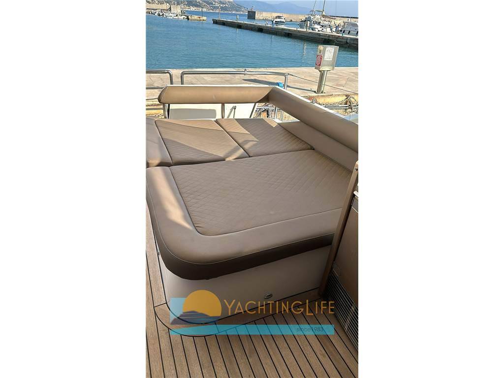 Princess yachts V 65
