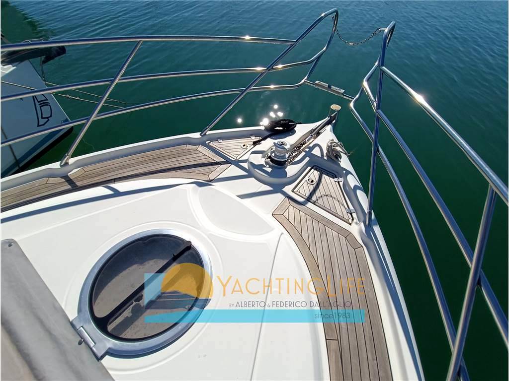 Cranchi Mediterranee 47 hard top