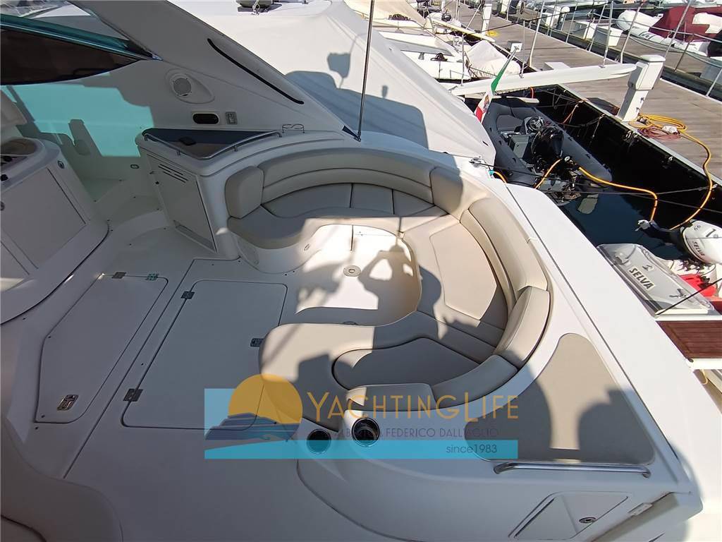 Cruisers yachts 5470 express