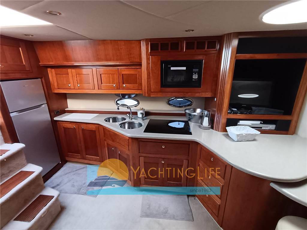 Cruisers yachts 5470 express
