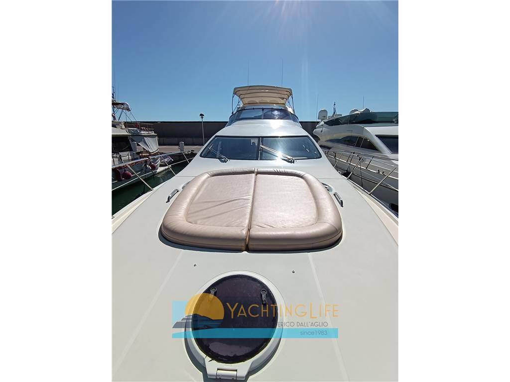 Azimut 68 flybridge evo